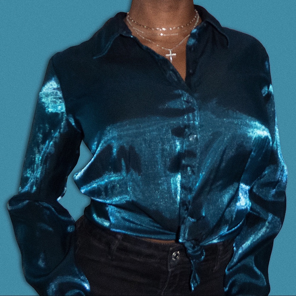 JR Bentley Blue Metallic Button Down Shirt